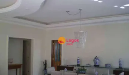 Magnífica casa com 5 quartos por R$ 2.100.000 - Centro - Maricá/RJ
