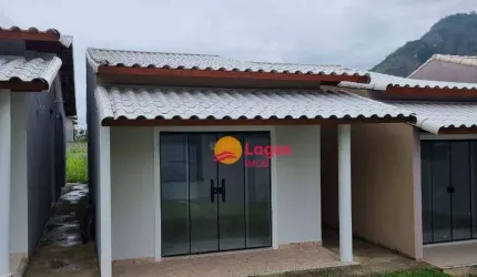 Casa com 2 dormitórios à venda, 70 m² por R$ 320.000,00 - São José de Imbassai - Maricá/RJ