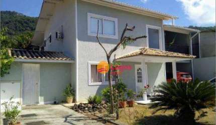 Casa com 3 quartos, 340 m² por R$ 1.600.000 - Piratininga - Niterói/RJ