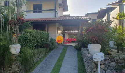 Casa com 6 dormitórios à venda, 500 m² por R$ 2.700.000,00 - Itacoatiara - Niterói/RJ