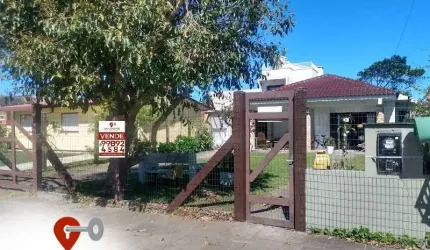 AMPLA CASA  PRÓXIMO AO MAR