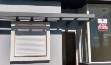 CASA GEMINADA COM 02 DORMITÓRIOS NOVA COM ALTO PADRÃO CONSTRUTIVO EM IMBÉ