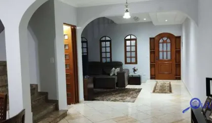Casa com 3 dormitórios à venda, 252 m² por R$ 800.000,00 - Vila Conceição - Diadema/SP