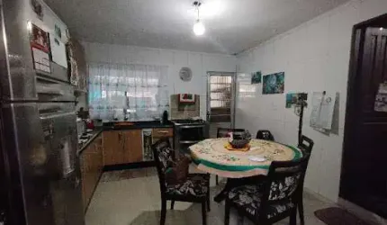 Casa com 2 dormitórios à venda, 125 m² por R$ 430.000,00 - Taboão - Diadema/SP