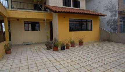 Sobrado com 3 dormitórios à venda, 354 m² por R$ 680.000,00 - Centro - Diadema/SP