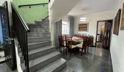 Sobrado com 2 dormitórios à venda, 230 m² por R$ 880.000,00 - Centro - Diadema/SP