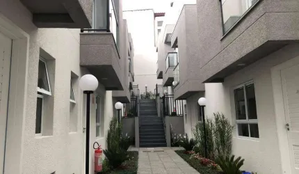 Sobrado com 2 dormitórios à venda, 66 m² por R$ 430.000,00 - Centro - Diadema/SP