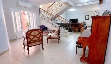Casa à Venda no Jardim São Luiz - Ribeirão Preto / SP