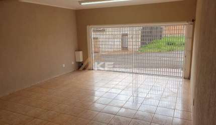 Casa à venda Sobrado  no Jardim das Acácias com 3 Dormitórios com 3 Suítes - Cravinhos/SP