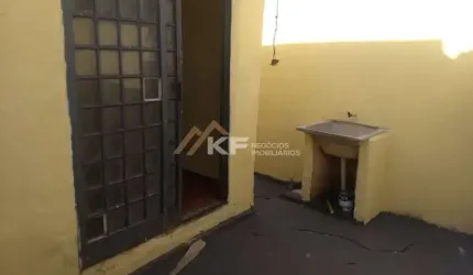 Casa com quintal à Venda em Jardinópolis- SP