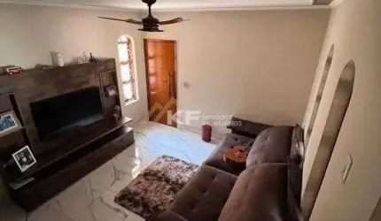 Casa à Venda com 3 Dormitórios no bairro Jardim Heitor Rigon - Ribeirão Preto / SP