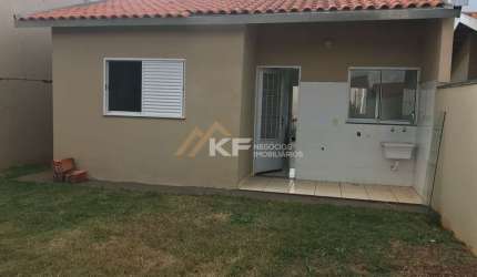 Casa em Condomínio à venda -Condomínio Walter Possos - Brodowski S/P