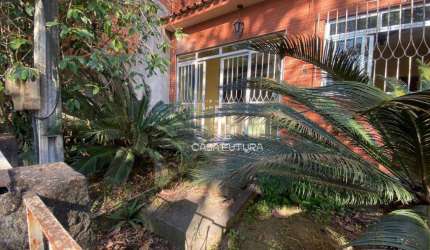 Casa com 4 dormitórios à venda, 235 m² por R$ 580.000,00 - Rústico - Volta Redonda/RJ
