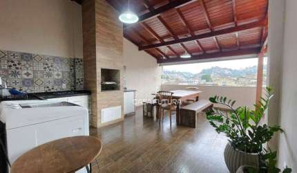 Cobertura com 3 dormitórios à venda, 161 m² por R$ 680.000,00 - Vila Mury - Volta Redonda/RJ