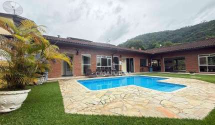 Casa com 2 dormitórios à venda, 77 m² por R$ 450.000,00 - Penedo - Itatiaia/RJ