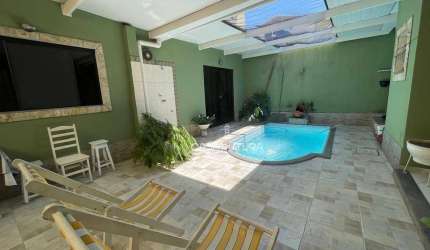 Casa com 3 dormitórios à venda, 178 m² por R$ 900.000 - São Luís - Volta Redonda/RJ