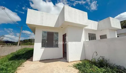 Casa com 2 dormitórios à venda, 60 m² por R$ 250.000,00 - Roma - Volta Redonda/RJ