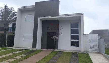 Casa de Condomínio com 4 suites e piscina maravilhosa!!
