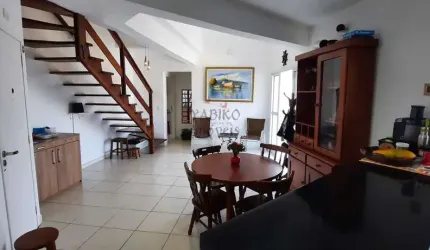 APT Duplex com 3 Dormitórios no CENTRO! 