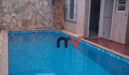 Casa à venda, 115 m² por R$ 795.000,00 - Vila Assunção - Praia Grande/SP