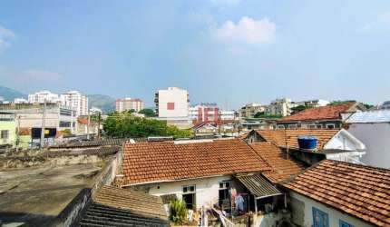 Apartamento 3 quartos com banheiro de empregada - Lins de Vasconcelos - RJ