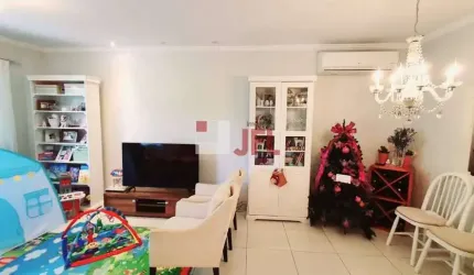 Casa Duplex com 3 quartos e uma suíte - Bairro da Graça - Taquara - Jacarepaguá
