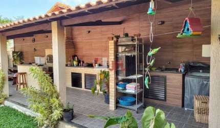 Casa linear com 5 quartos e 4 suítes com quintal, piscina e espaço gourmet - Boqueirão - Saquarema - RJ