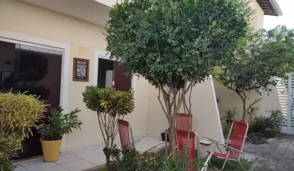 Village duplex com 2 suítes, 93m² de área construída, na Vila Praiana!