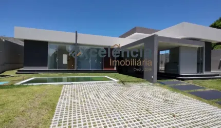 Casa térrea com 3 quartos, 400m2 de terreno, em Arembepe!
