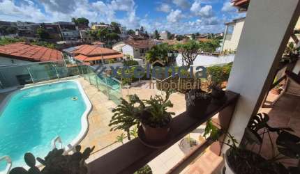 Casa térrea com 3 quartos, 530m2 de terreno, em Lauro de Freitas!