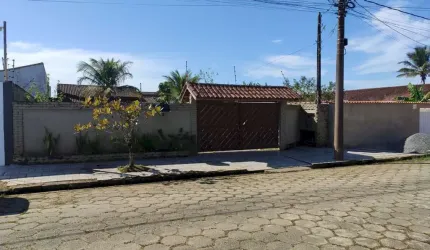 Casa Residencial - Ótima Localização