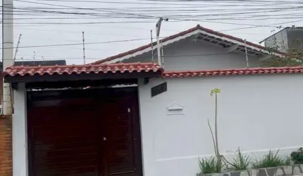 Casa Residencial - Ótima Localização