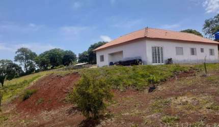 Sítio com 3 dormitórios à venda, 20200 m² por R$ 780.000,00 - Centro - Monte Sião/MG