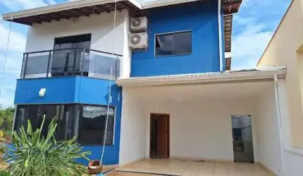 SOBRADO EM CONDOMÍNIO FECHADO EM HORTOLÂNDIA - 185 M²