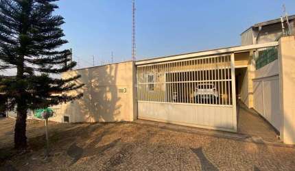 Casa com 3 dormitórios à venda, 179 m² por R$ 735.000,00 - Parque São Quirino - Campinas/SP