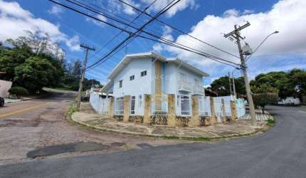 Casa com 3 dormitórios à venda, 260 m² - Jardim das Palmeiras - Valinhos/SP