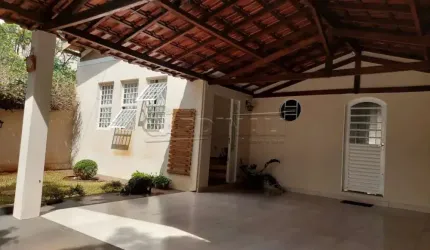 Excelente imóvel com uma área de terreno de 660m²