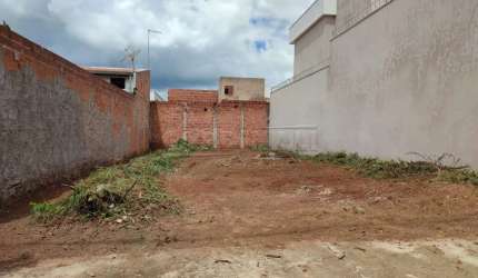 Terreno Padrão em São Carlos