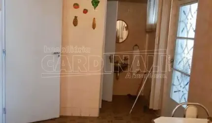 Casa sobrado com 2 dormitórios e 1 suíte no Centro próxima ao Hospital Santa Casa em São Carlos