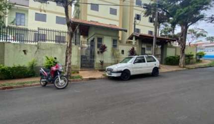 apartamento de dois dormitórios.