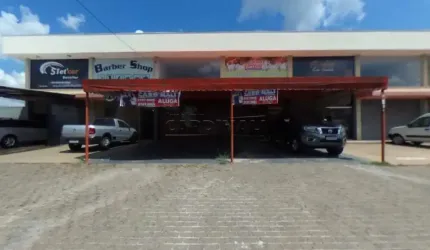 Comercial Sala / Salão com Condomínio em São Carlos