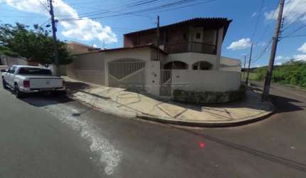 Casa Sobrado em São Carlos