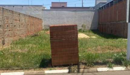 Terreno à venda no Domingos Valério