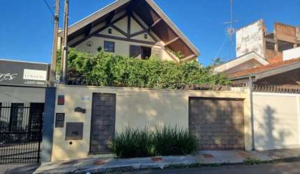 Casa Sobrado em São Carlos