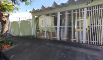 Casa Padrão em São Carlos