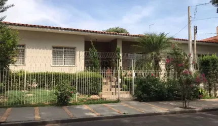 Casa Padrão em São Carlos