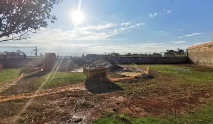 Terreno Condomínio em Araraquara