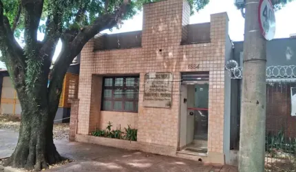Salas com ótima localização