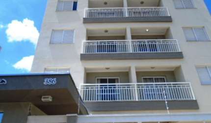 apartamento com garagem coberta