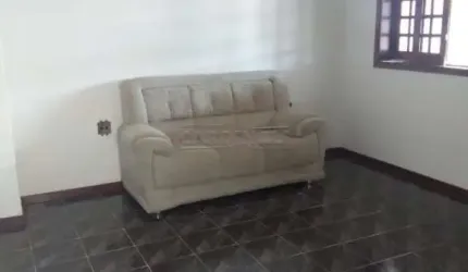Ótima localização.